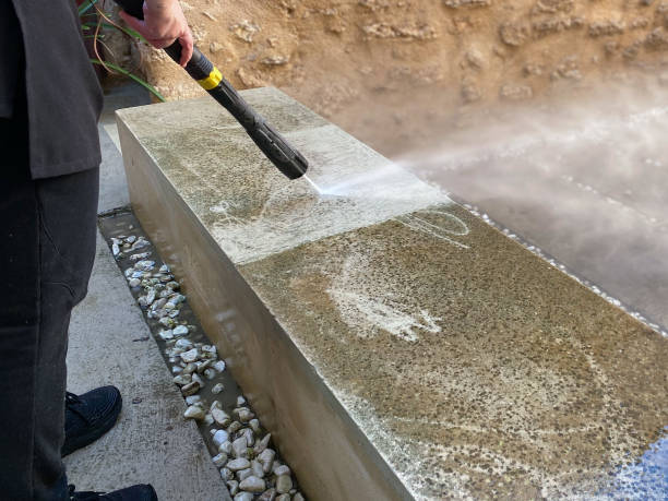 Best Concrete Pressure Washing  in Bradenton, FL